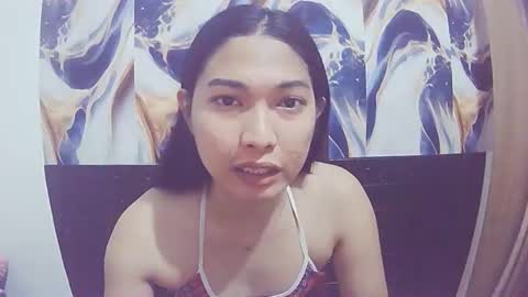 sexypetiteraine online show from April 2026 06:00:02 AM