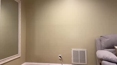 Snapshot of sexypiglet2728 chatting on February 2025 03:43:02 AM Sexypiglet2728 online show from February 2025 03:43:02 AM