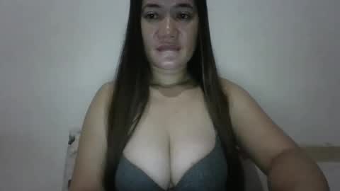 Snapshot of sexypussy_pinay chatting on September 2025 07:17:02 PM sexypussy_pinay online show from September 2025 07:17:02 PM