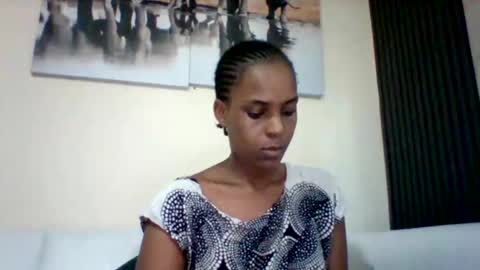 Snapshot of sexyqueen3457132 chatting on October 2025 04:40:02 PM DOVY ACHIENG online show from October 2025 04:40:02 PM