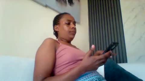 Snapshot of sexyqueen3457132 chatting on October 2025 09:17:01 AM DOVY ACHIENG online show from October 2025 09:17:01 AM