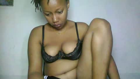 sexyred1738 online show from August 2026 06:29:02 PM
