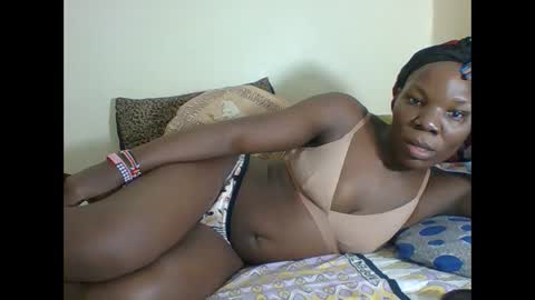 Snapshot of sexysally2 chatting on December 2024 11:29:01 AM SARAH online show from December 2024 11:29:01 AM