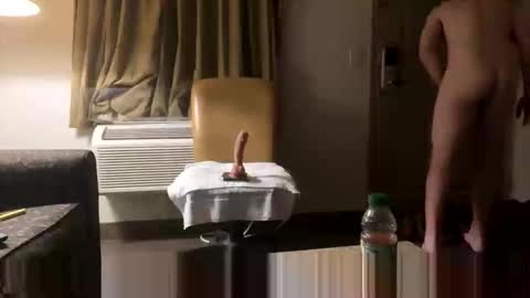 Smooth bi guy online show from May 2026 08:21:01 AM