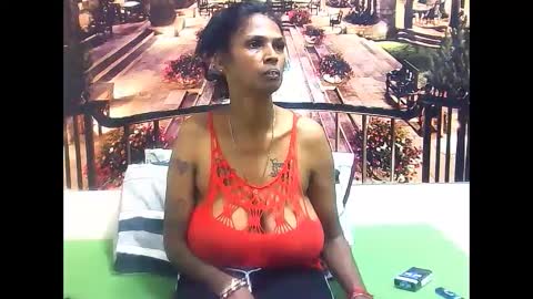 Snapshot of sexyva4u2luv chatting on February 2025 05:49:02 AM sexyva4u2luv online show from February 2025 05:49:02 AM