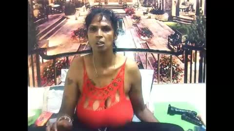Snapshot of sexyva4u2luv chatting on February 2025 09:28:01 AM sexyva4u2luv online show from February 2025 09:28:01 AM