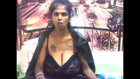 Snapshot of sexyva4u2luv chatting on February 2025 08:50:02 AM sexyva4u2luv online show from February 2025 08:50:02 AM