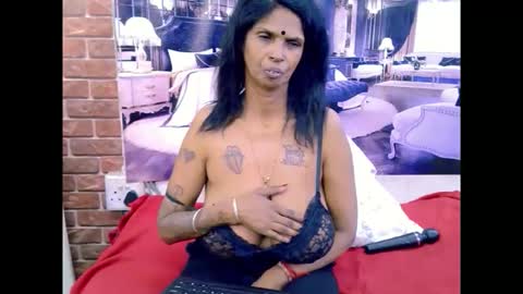 Snapshot of sexyva4u2luv chatting on June 2026 06:30:01 PM sexyva4u2luv online show from June 2026 06:30:01 PM