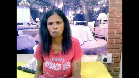 Snapshot of sexyva4u2luv chatting on June 2026 05:03:02 AM sexyva4u2luv online show from June 2026 05:03:02 AM