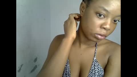 sexyxpeach online show from June 2026 09:26:01 PM
