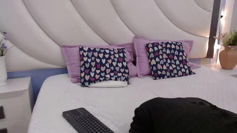 Mary online show from November 2025 11:29:01 AM