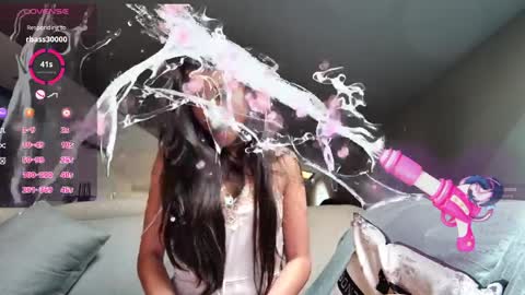 Shachatte online show from April 2026 02:44:01 PM