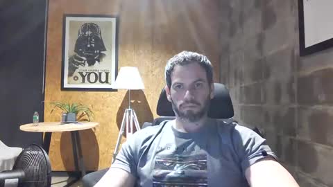 Snapshot of shad0w_hunter chatting on December 2024 11:06:02 PM shad0w_hunter online show from December 2024 11:06:02 PM