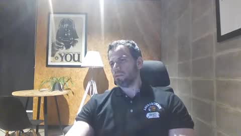 Snapshot of shad0w_hunter chatting on January 2025 11:02:01 PM shad0w_hunter online show from January 2025 11:02:01 PM