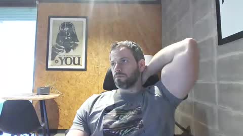 Snapshot of shad0w_hunter chatting on February 2025 12:36:01 PM shad0w_hunter online show from February 2025 12:36:01 PM