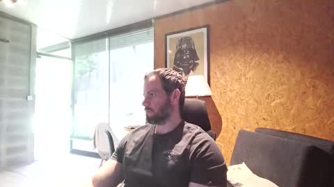 Snapshot of shad0w_hunter chatting on October 2025 01:33:02 PM shad0w_hunter online show from October 2025 01:33:02 PM