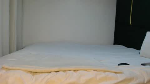 Snapshot of shadow_sweet chatting on May 2026 12:06:01 AM Shadow online show from May 2026 12:06:01 AM