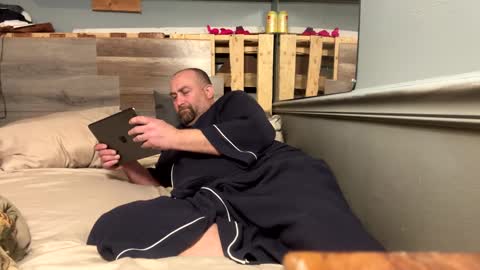 Snapshot of shadystl chatting on March 2025 10:53:01 PM shadystl online show from March 2025 10:53:01 PM