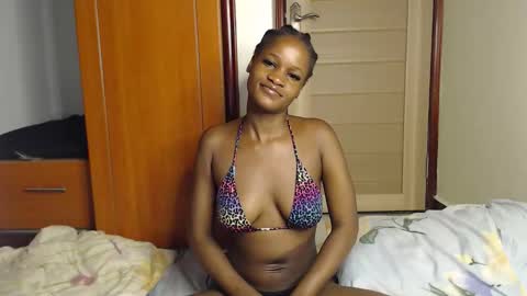 Shaky online show from November 2025 03:05:01 AM