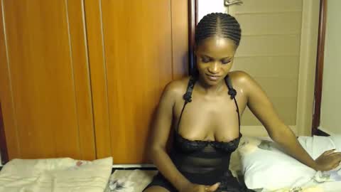 shaky xxx online show from November 2025 02:16:01 PM