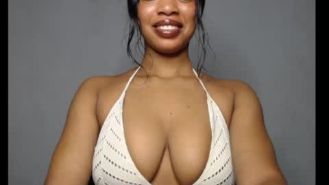 Snapshot of shallie_x chatting on June 2026 06:58:02 AM ESTHER online show from June 2026 06:58:02 AM