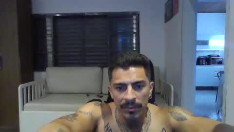 shallot94 online show from February 2026 05:17:01 PM