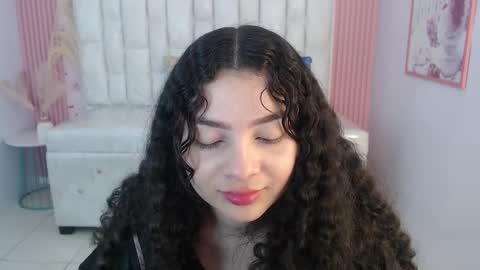 Snapshot of shalon_diaz_sub chatting on October 2025 05:58:02 PM Shalon online show from October 2025 05:58:02 PM