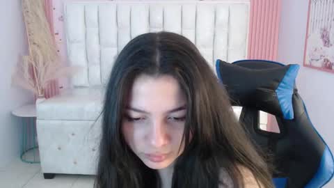 Snapshot of shalon_diaz_sub chatting on November 2025 01:22:01 PM Shalon online show from November 2025 01:22:01 PM