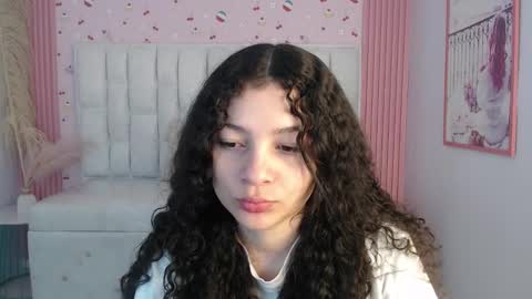 Snapshot of shalon_diaz_sub chatting on November 2025 01:24:02 PM Shalon online show from November 2025 01:24:02 PM
