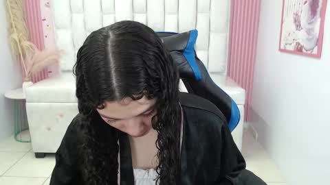 Snapshot of shalon_diaz_sub chatting on November 2025 01:14:02 PM Shalon online show from November 2025 01:14:02 PM