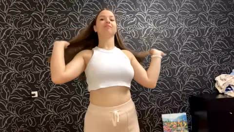 Iris online show from September 2025 08:14:01 PM