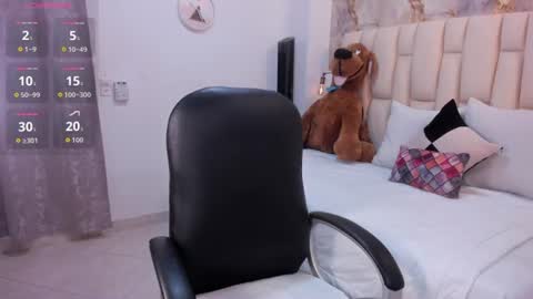Shamara Thomson online show from June 2026 12:19:01 AM