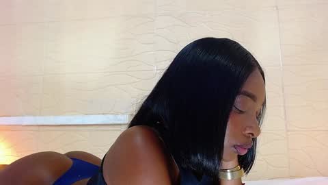 Catalina online show from December 2024 10:01:02 PM