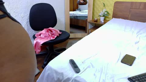 Catalina online show from December 2024 07:08:02 PM