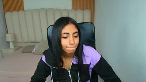 shanelle online show from February 2026 03:11:01 AM