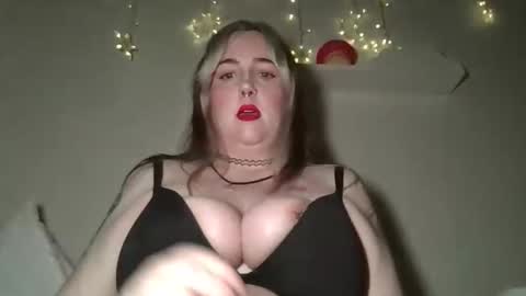 Shanelle online show from February 2026 02:05:01 AM