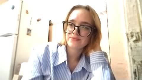 Snapshot of shanellewelburn chatting on November 2025 06:28:01 PM Lana online show from November 2025 06:28:01 PM