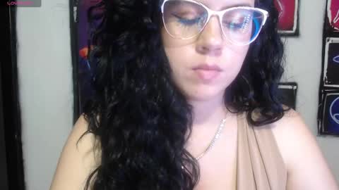 Snapshot of shanellmoore chatting on December 2024 01:39:02 AM Shanell Moore online show from December 2024 01:39:02 AM