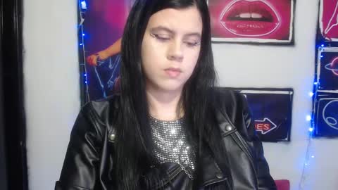 Snapshot of shanellmoore chatting on February 2025 08:22:01 PM Shanell Moore online show from February 2025 08:22:01 PM