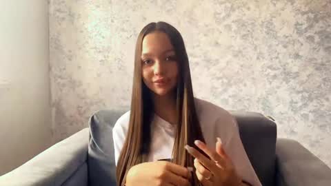 Evi online show from April 2026 11:57:01 AM