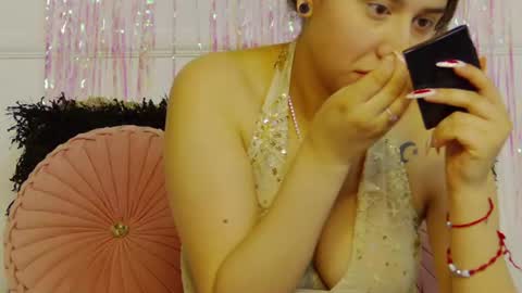ShannonBannks online show from July 2026 04:25:02 PM