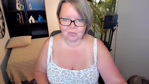 Snapshot of shannonshine chatting on July 2026 10:54:01 AM Shannon online show from July 2026 10:54:01 AM