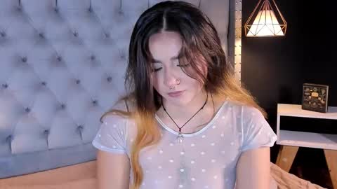 Snapshot of shanntal__ chatting on November 2025 02:27:02 PM Shanntal online show from November 2025 02:27:02 PM