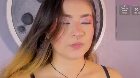 Snapshot of shanntal__ chatting on November 2025 07:39:02 PM Shanntal online show from November 2025 07:39:02 PM