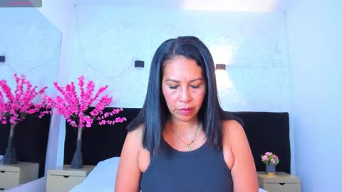  Shanon  online show from March 2026 07:02:02 PM