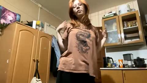 Kristin online show from October 2025 04:35:02 AM