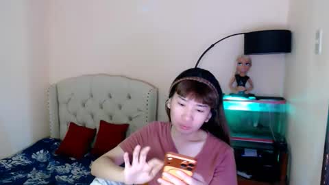 SHANTA FOX  s online show from April 2026 01:49:01 AM