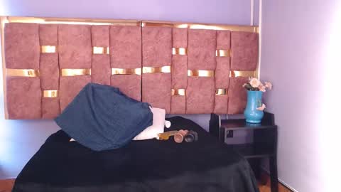 shantall 05 online show from March 2026 10:27:02 PM