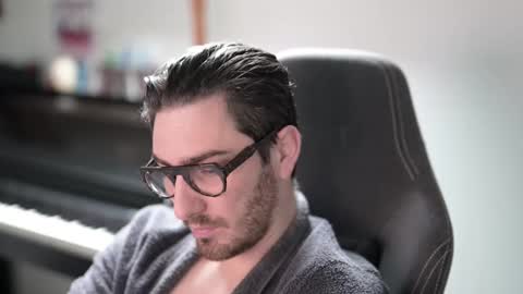 Snapshot of shape80 chatting on December 2025 10:02:02 AM frenchy boy online show from December 2025 10:02:02 AM