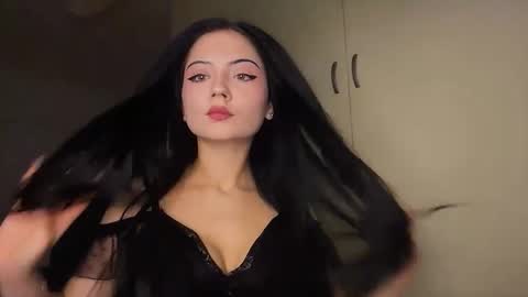 Snapshot of sharelgilvin chatting on November 2025 05:24:01 PM sharelgilvin online show from November 2025 05:24:01 PM